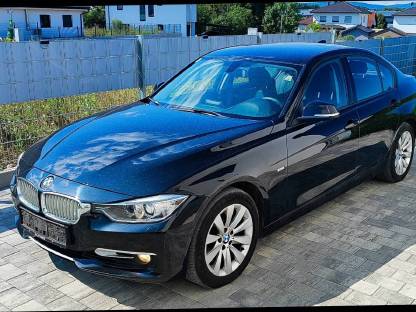 BMW 320i xDrive Österreich-Paket Automatik Limousi