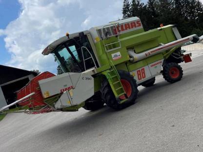 Bild 3:Claas Dominator 88 VX