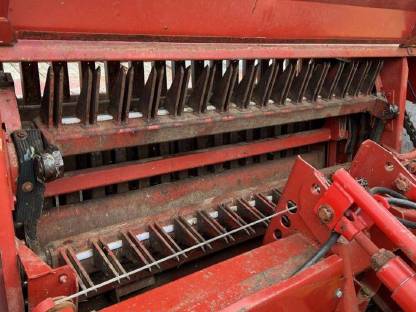 Bild 6:Pöttinger Ladewagen Top 2