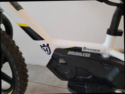 Bild 2:Kinder E-Laufrad Husqvarna e16