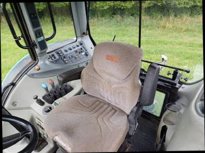 Bild 4:Valtra T151 eh