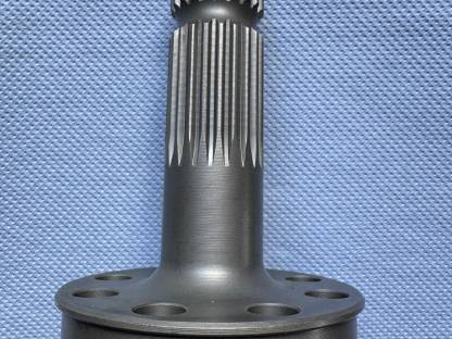 Zapfwellenstummel STEYR CVT s'Matic