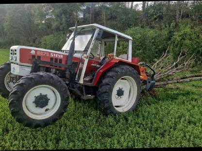 Bild 3:Steyr 8075 Allrad RS2 Seitenschaltung