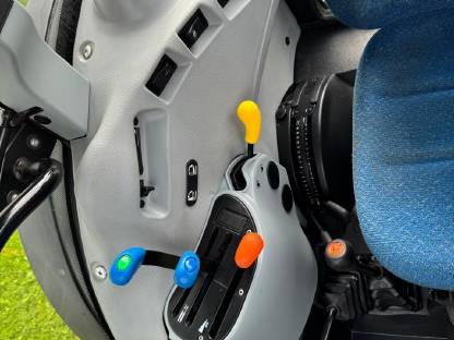 Bild 5:New Holland T4020 Deluxe 680h