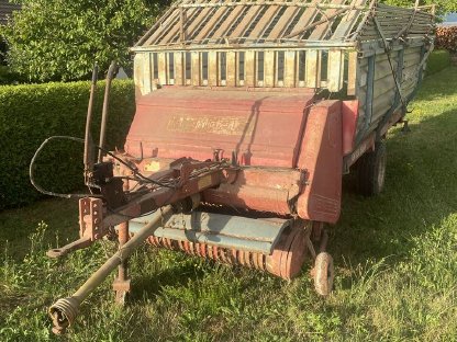 Mengele Ladewagen LW 330 Super