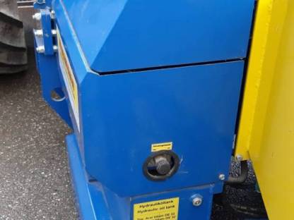 Bild 4:Holzhacker Husmann H10