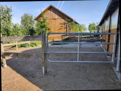 Bild 2:Einstellplatz zu vergeben