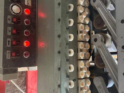 Bild 8:Holzher Kantenanleimmaschine