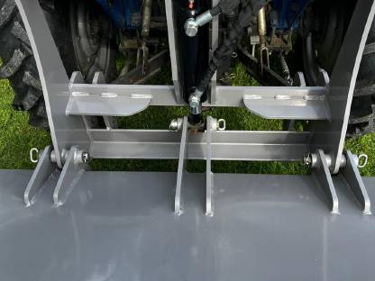 Bild 3:Heckschaufel Jansen DPS-800