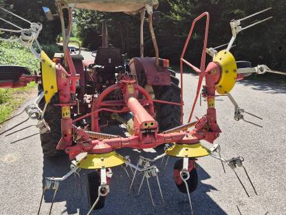 Bild 3:Pöttinger Zetter HIT 40 N