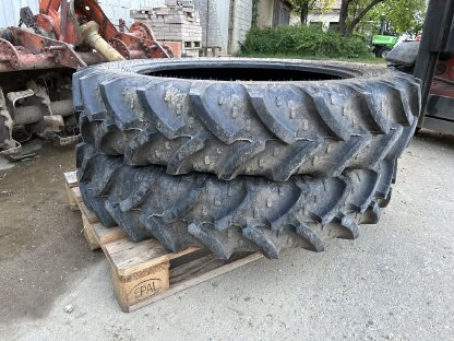 Bild 3:Kulturreifen 230/95R32 (9.5R32)