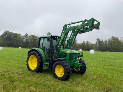 John Deere 6230