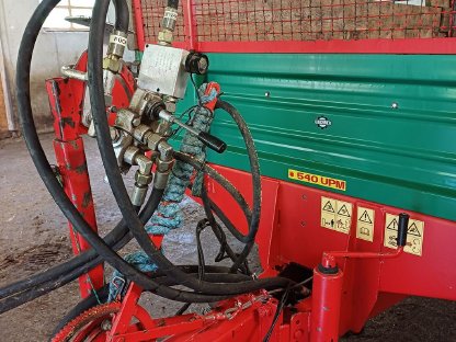 Bild 5:Miststreuer Kirchner T2040