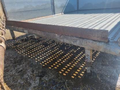 Bild 4:Fahrbare Kälberbox