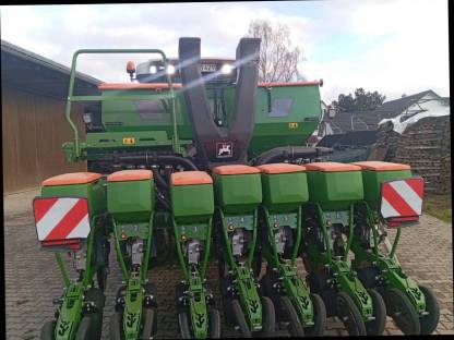 Bild 5:Precea Maissähgerät, Amazone Maissähgerät