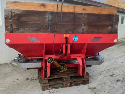 Bild 2:Düngerstreuer Rauch Alpha 1142