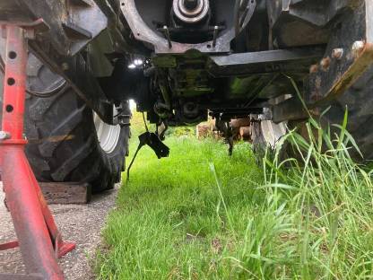 Bild 4:Hydrac Frontladerkonsole zu Steyr 9000