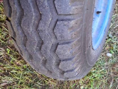 Bild 2:Ladewagen Bevilaqua