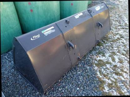 Bild 2:Frontladerschaufel