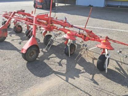 Bild 3:Pöttinger Kreisel Eurohit 69 AZ