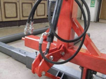 Bild 5:Ballenträger, hydr. klappbar