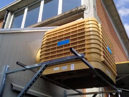 Bild 6:Sprühnebel Stallkühlung, Hallenkühlung, Rauchsysteme