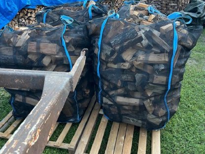 Bild 2:Brennholz 33 cm Scheiter ofenfertig trocken