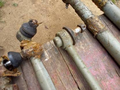 Bild 3:Deutz Lenk- und Spurstangen Oldtimer