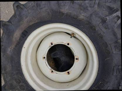 Bild 5:Kompletträder Trelleborg