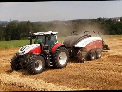 Bild 3:Stroh in Quaderballen