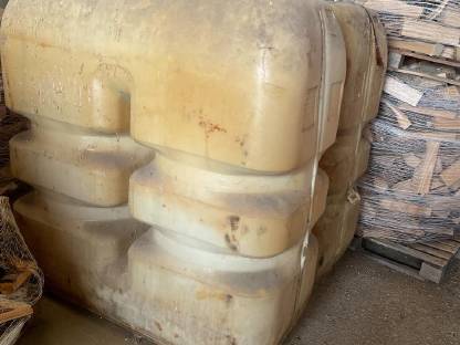 Bild 2:Verkaufe 2 Tanks