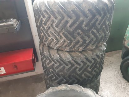 Bild 2:Reifen für Mähtrak