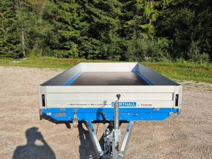 Bild 2:Autoanhänger Barthau