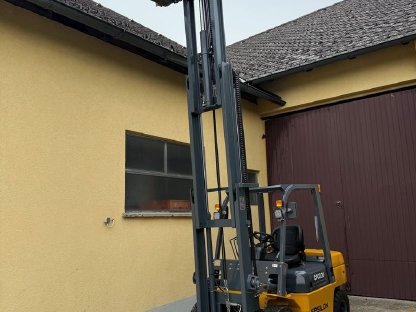 Bild 2:EPSILON 3 t Stapler