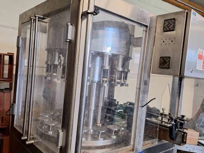 Bild 7:Borelli Abfüllanlage