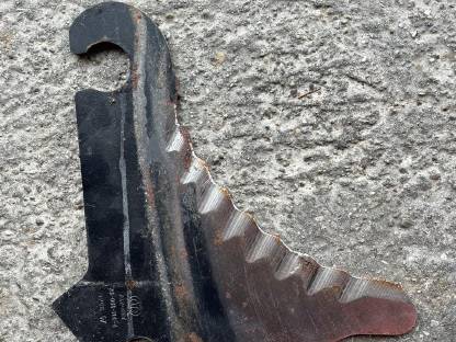 Bild 3:Ballenpressenmesser