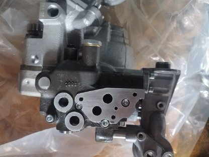 Verkaufe Hydraulikpumpe - New Holland - Ford TS100/115/80/90