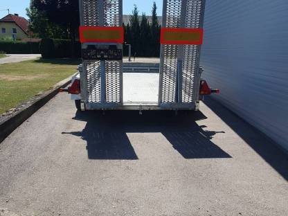 Bild 3:Minibagger Tieflader Pongratz PMT300/16T