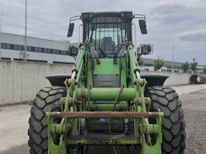 Bild 2:Radlader Liebherr L 514 Stereo