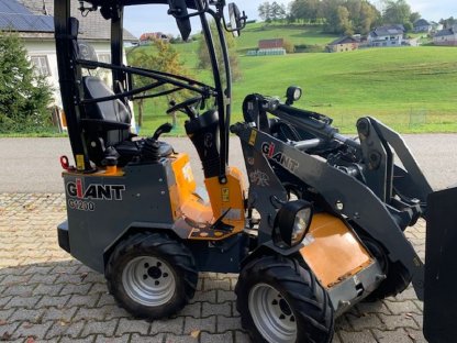 Bild 2:Hoflader Giant G 1200