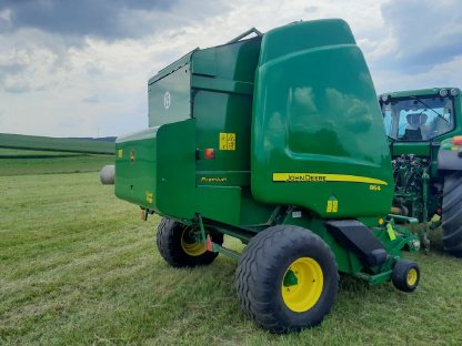 John Deere Rundballenpresse 864