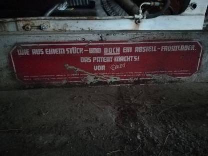 Bild 3:Hauer Frontlader mit Verlängerung