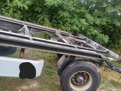 Bild 2:Lkw-Anhänger