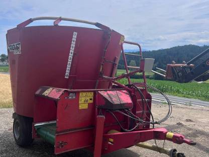 Futtermischwagen