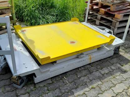 Bild 6:Anhänger Schwerlastträger hochwertige Ausführung