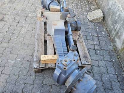 Bild 3:New Holland 8970 8870 G240 G210 Teile