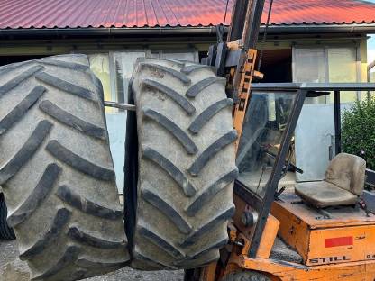 Bild 3:Reifen 650/65R38.    Reifen 540/65R28