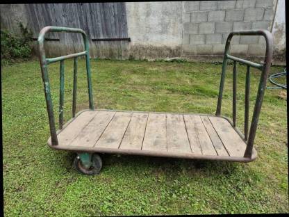 Verkaufe Transportwagen