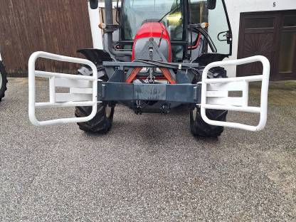 Bild 5:Rundballengreifer / Rundballenzange