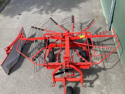 Bild 2:Kuhn GA4121 GM Schwader